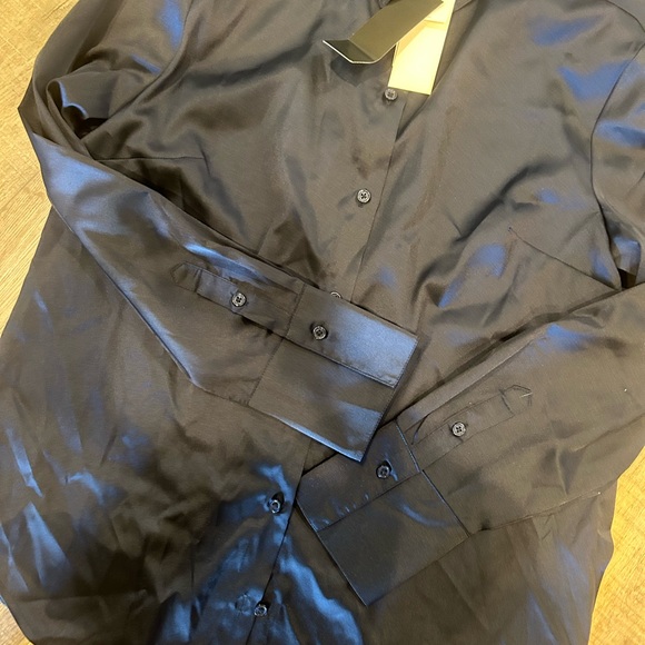 NWT banana republic satin top - Picture 2 of 6